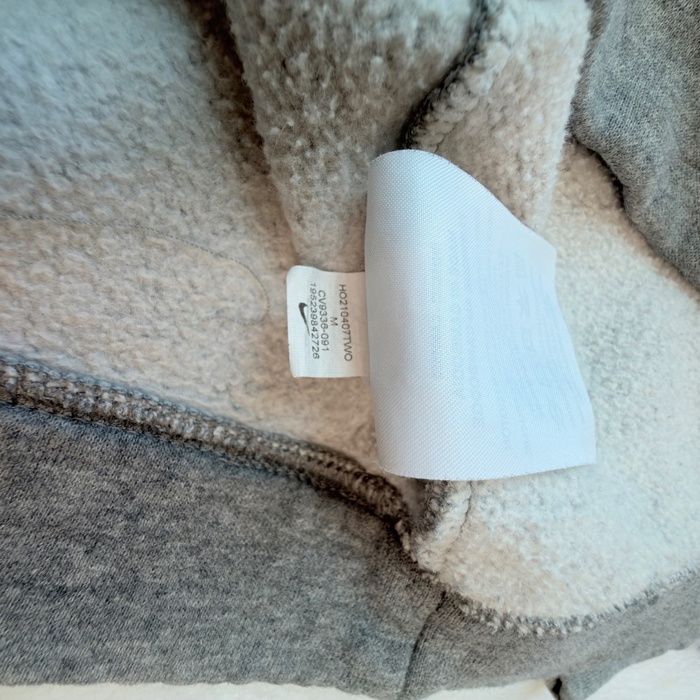 Nike Hoodie Kids Size Medium Grey Good Condition CV9336-091 Pullover Logo - Picture 7 of 9